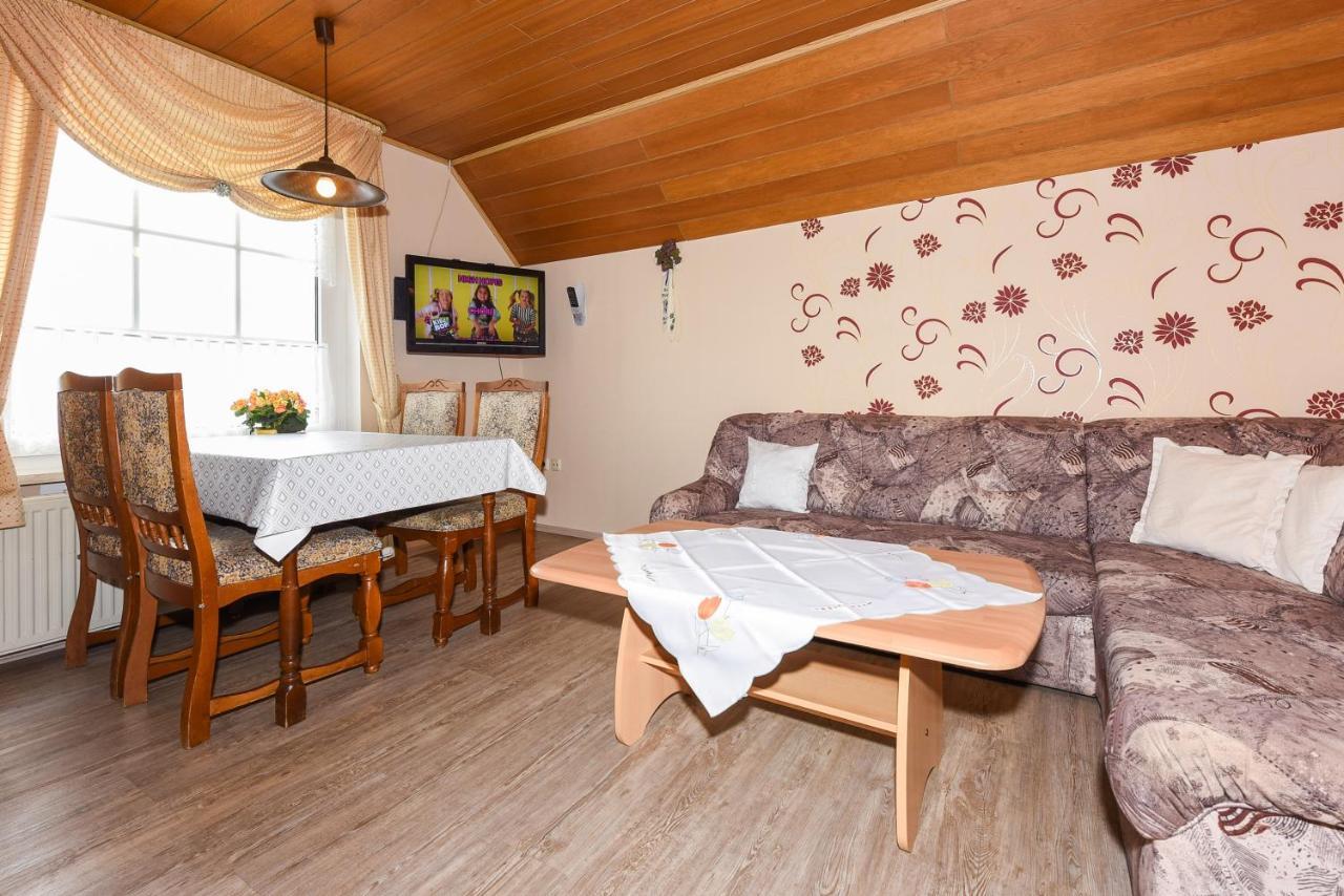 Ferienwohnungen Im Landhaus Oldenhof Stedesdorf Esterno foto