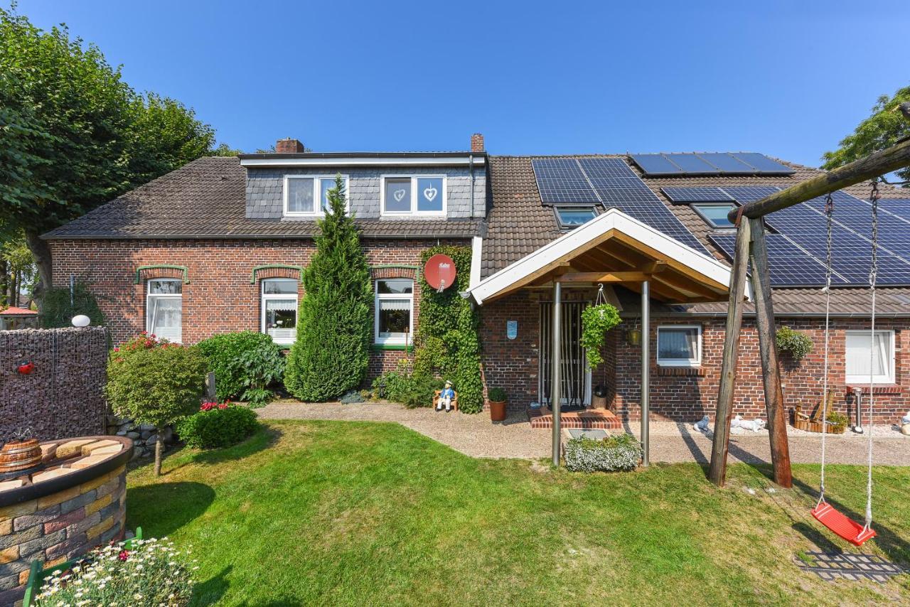 Ferienwohnungen Im Landhaus Oldenhof Stedesdorf Esterno foto